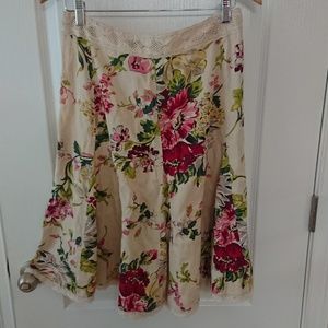 Cabi Skirt Size 12 Style 380